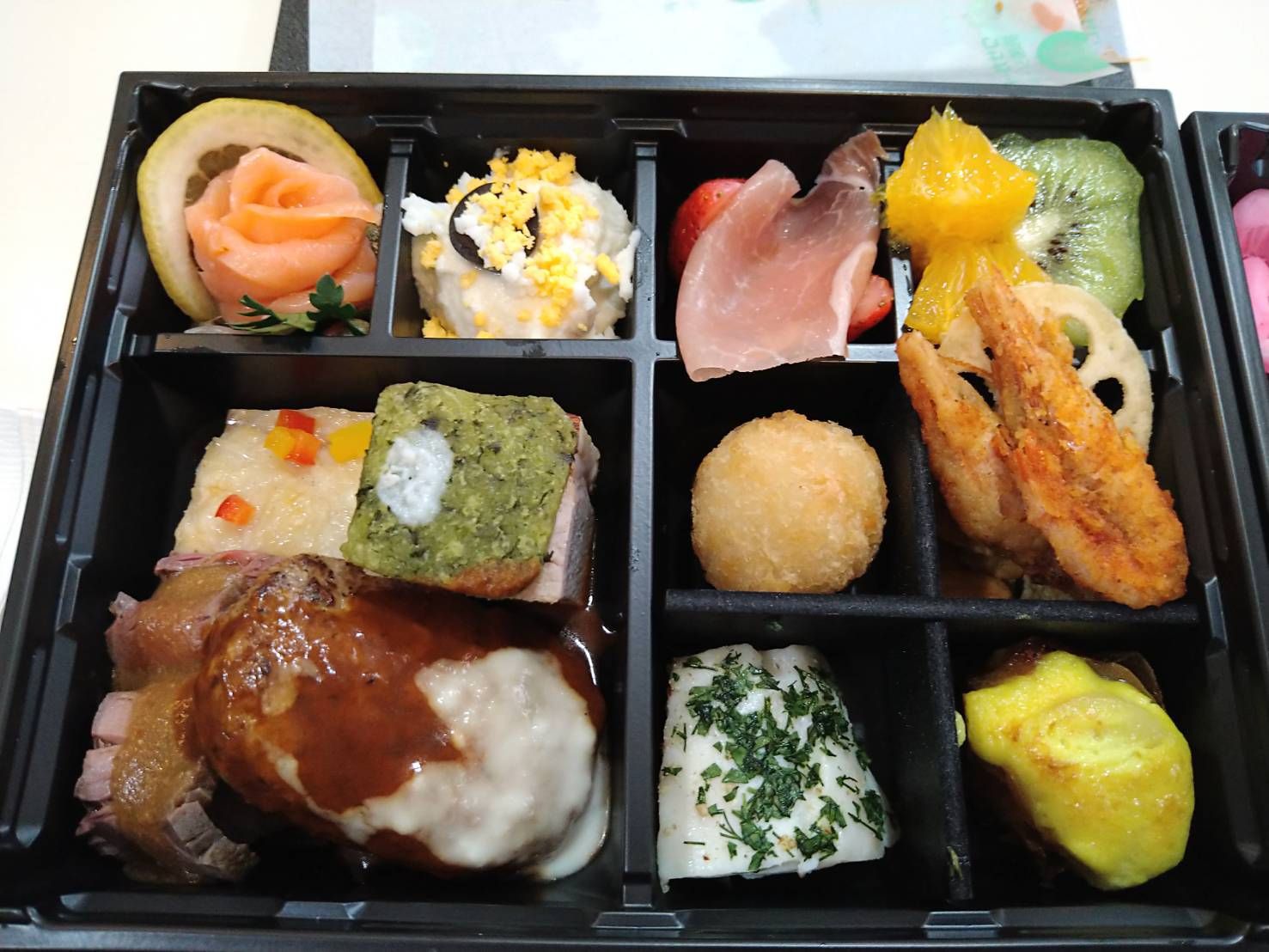 2022 お弁当1.jpg